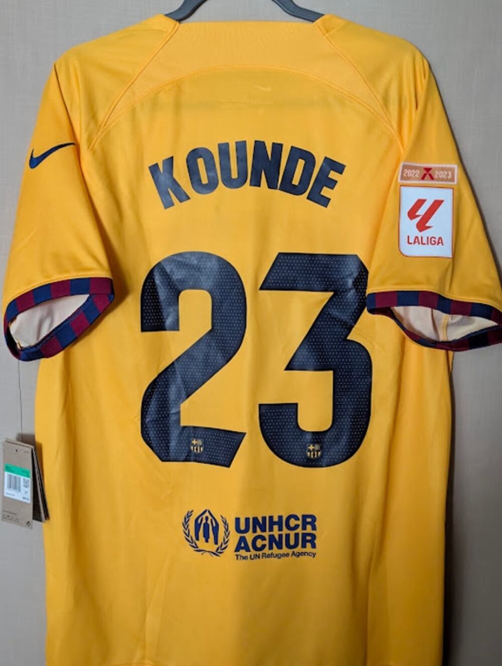 Barcelona Kounde 23 Jersey NWT XL La Liga